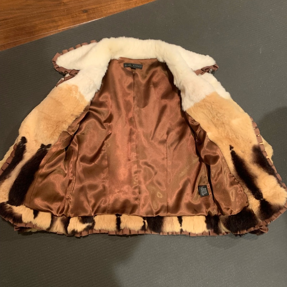 Fur jacket - Picture 5 of 6